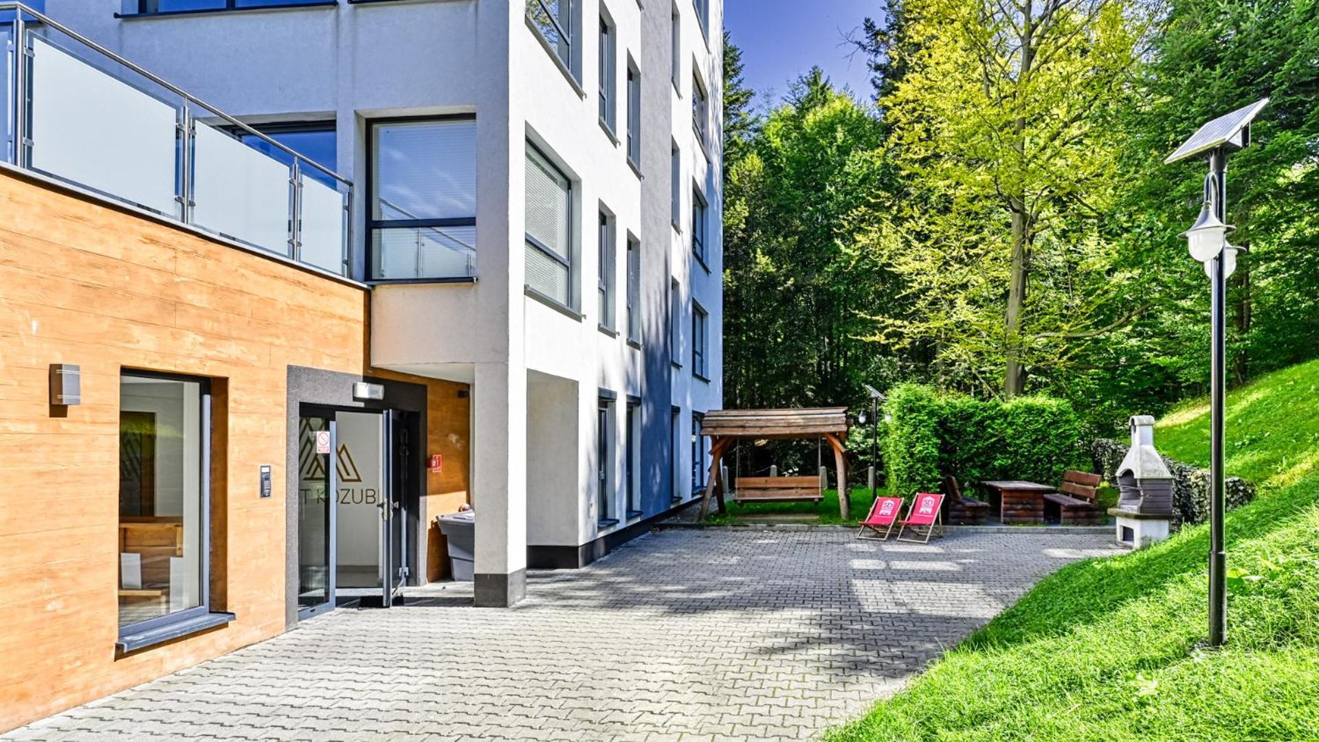 Apartament Spa 40 Resort Kozubnik Blisko Szczyrk - 5D Apartamenty Porabka Exterior photo